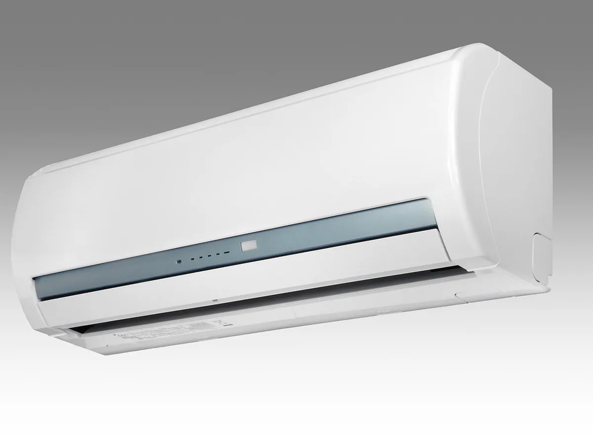 Wall-mounted residential air conditioner indoor unit